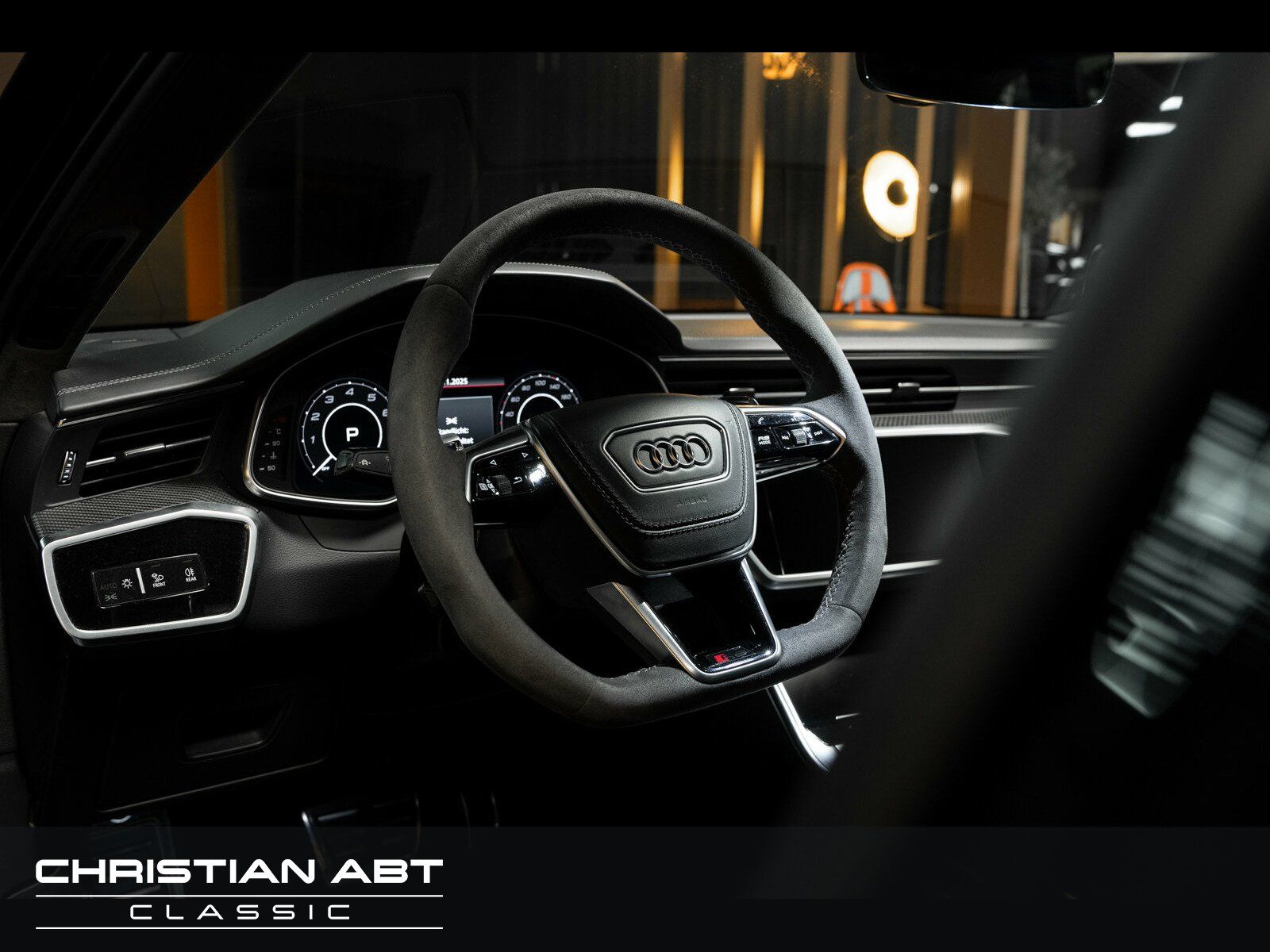 Fahrzeugabbildung Audi RS 6 Avant 4.0 TFSI quattro B&O Keramik Pano