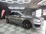 Mercedes-Benz CLA 200 AMG-Paket/Street Style/Night Paket/Xenon - Mercedes-Benz CLA 200 mit Benzin-Antrieb