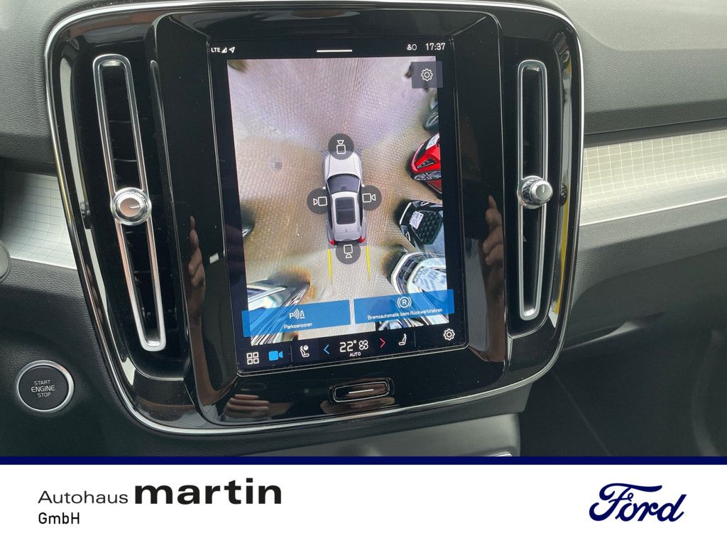 Fahrzeugabbildung Volvo XC40 2.0 Plus Bright 2WD H/K ACC FACEL. LED 360°