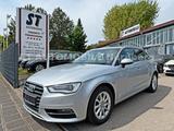 Audi A3 2.0 TDI S-tronic Sportback Attraction*AHK*XEN - Audi A3 Attraction mit Diesel-Antrieb
