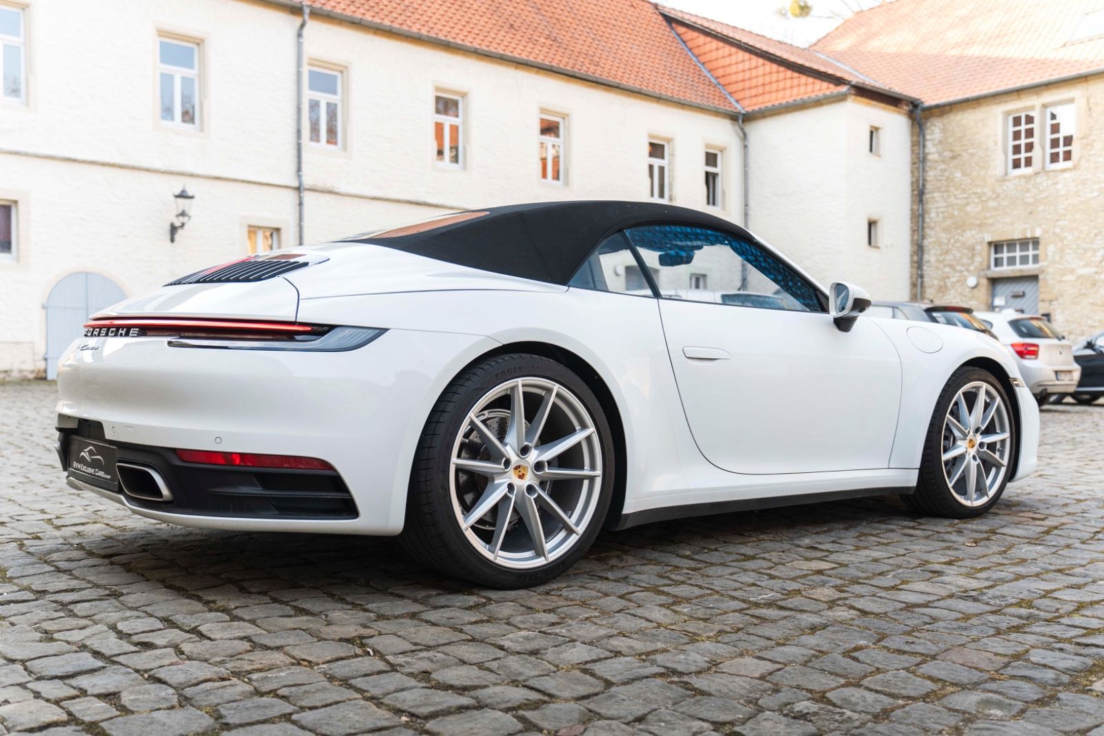 Fahrzeugabbildung Porsche 911 Carrera Cabrio PASM 360° BOSE TOTW NAV PDK