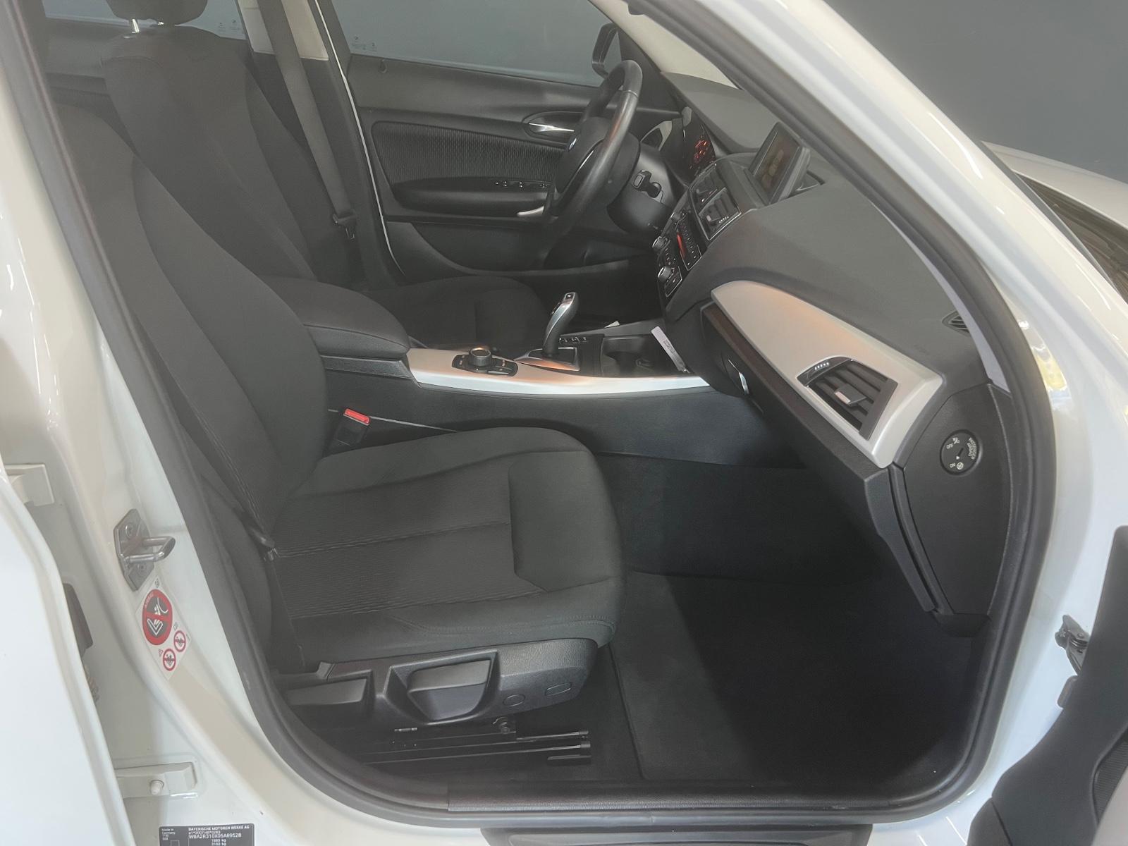 BMW 118i Automatik SHZ PDC LED *1.Hand - Unfallfrei*
