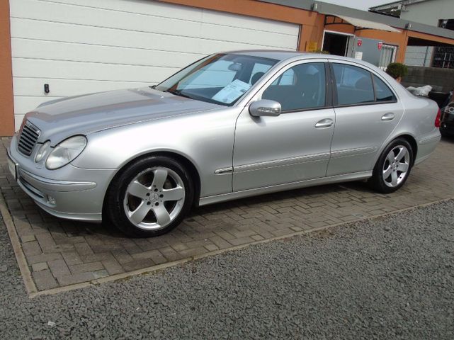 Mercedes-Benz E 500 2 HD*AVANTGARDE*306 PS*XENON*ALLWETERREIFE