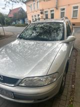 Opel vectra 1.8 caravan - Opel Vectra aus 2001: Kombi