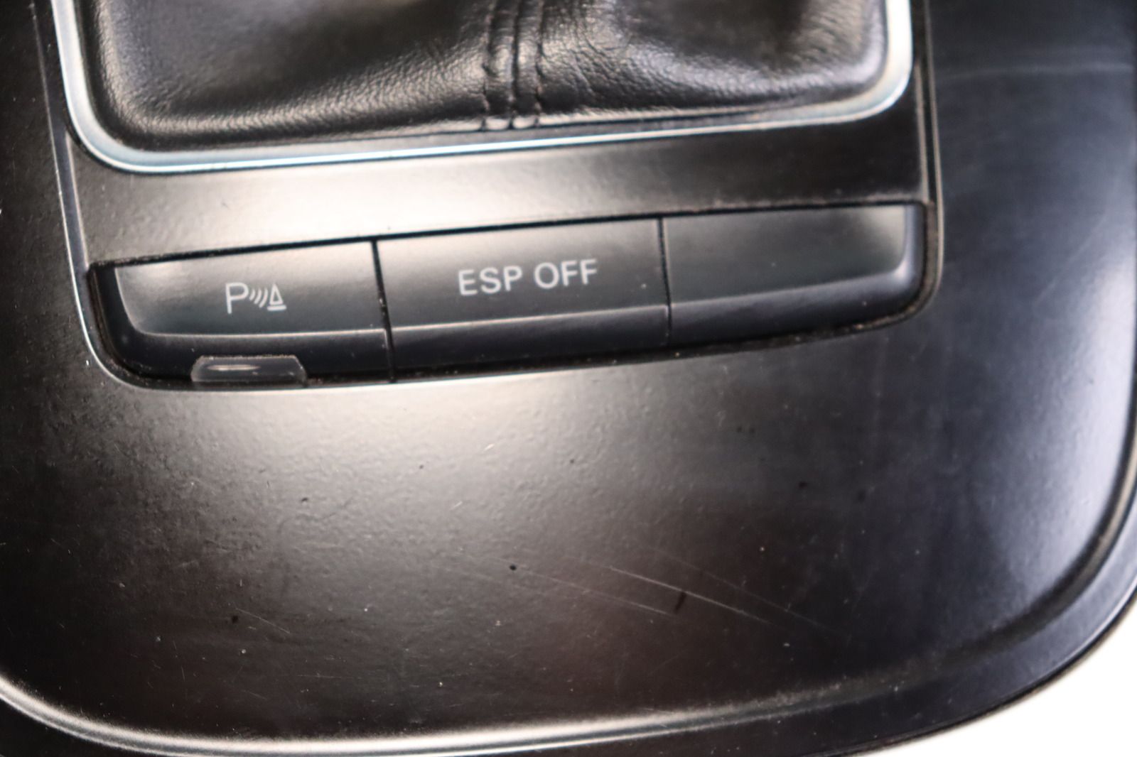 Fahrzeugabbildung Audi A4 2.0 TDI S line Avant * Sitzhzg. * Alcantara *