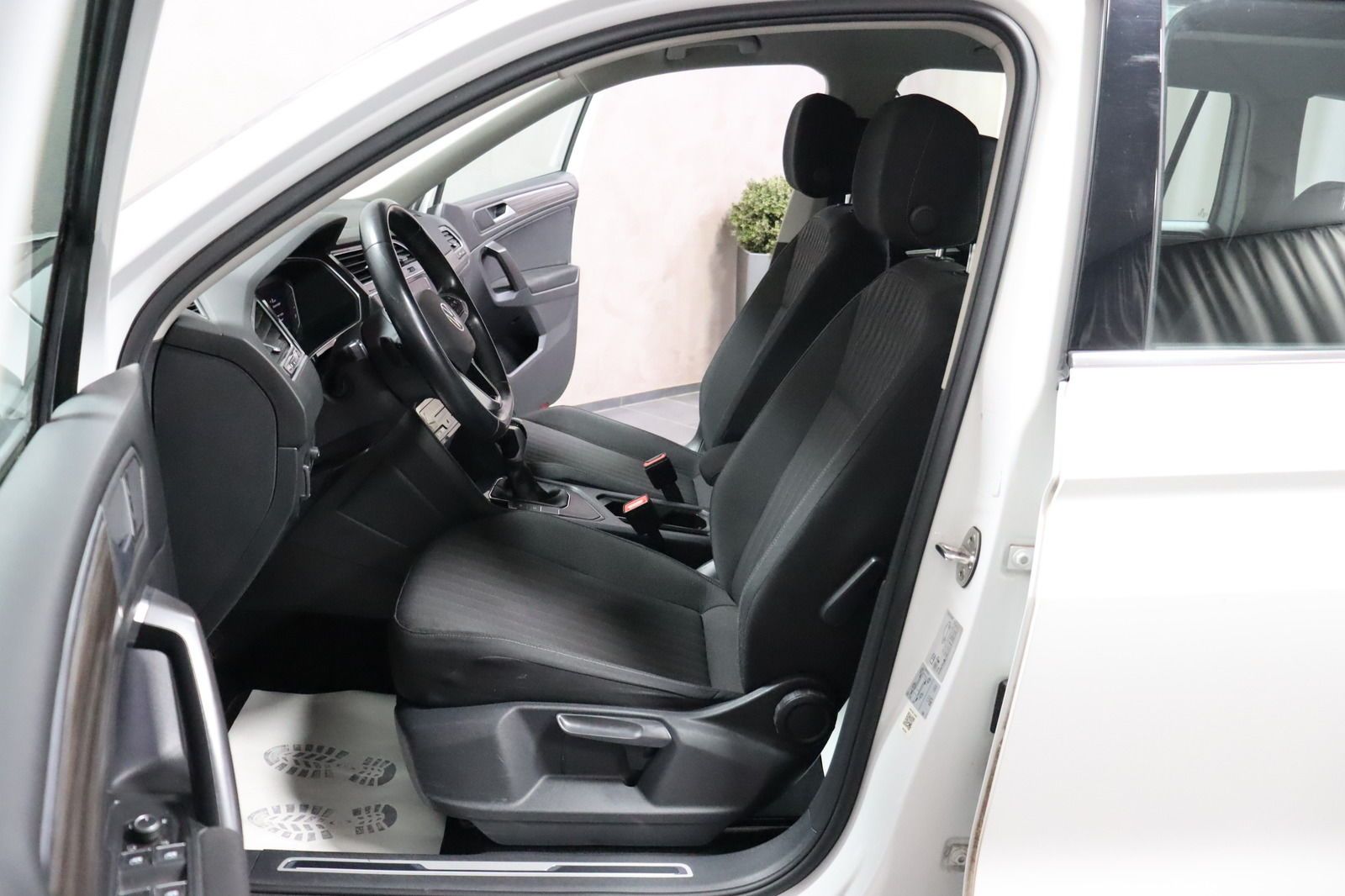 Volkswagen Tiguan Allspace DSG Life 7-Sitzer KAMERA MATRIX imagem 3