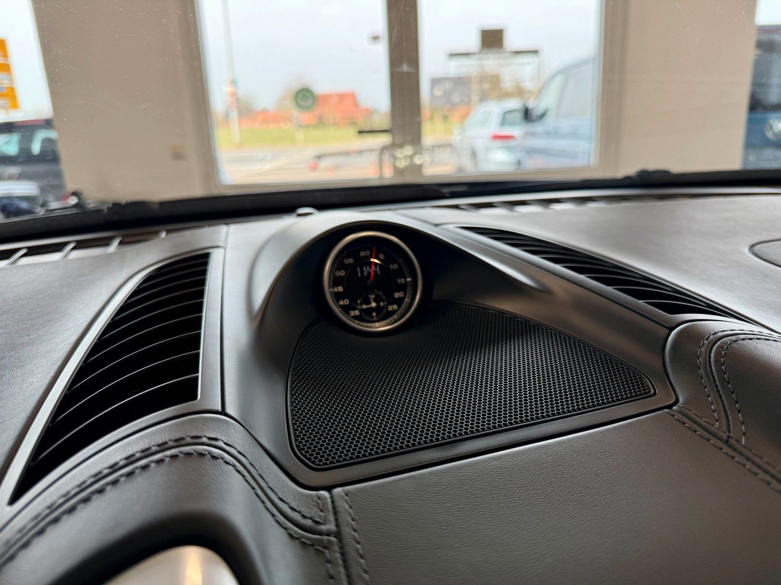 Fahrzeugabbildung Porsche Cayenne GTS Luftfederung/SportChrono/LED/Kamera
