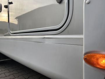 Sunlight Adventure T 67 Combi 6E SAT TV HUBBETT LED