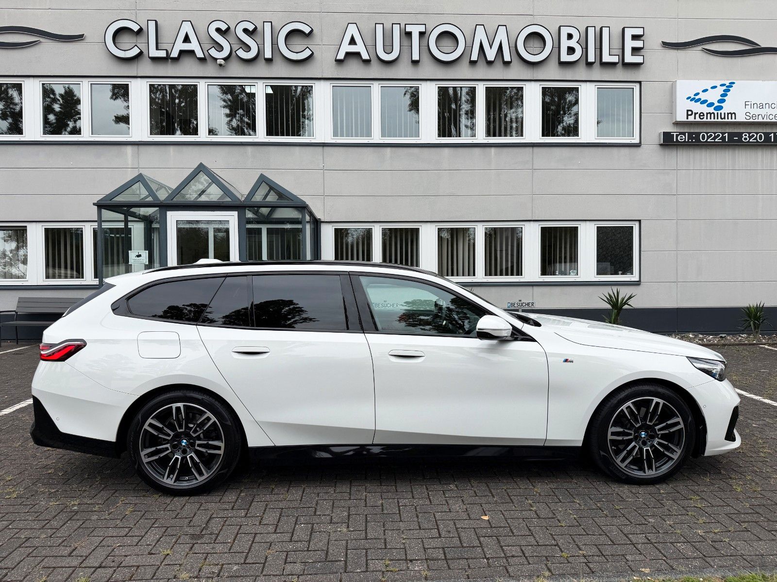 BMW 520d Touring xDrive M Sport Panorama foto 4