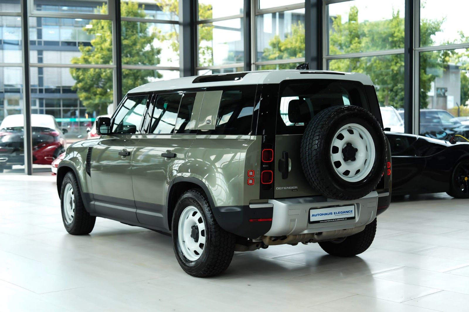 Land Rover Defender 110 SE*EXTERIEUR-PAK*LUFTFED.*LED*360°K foto 3