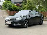 Opel Insignia A Lim. Sport 4x4*NAVI*LEDER*SHZ*SSD*PDC - Opel Insignia mit Benzin-Antrieb: Limousine