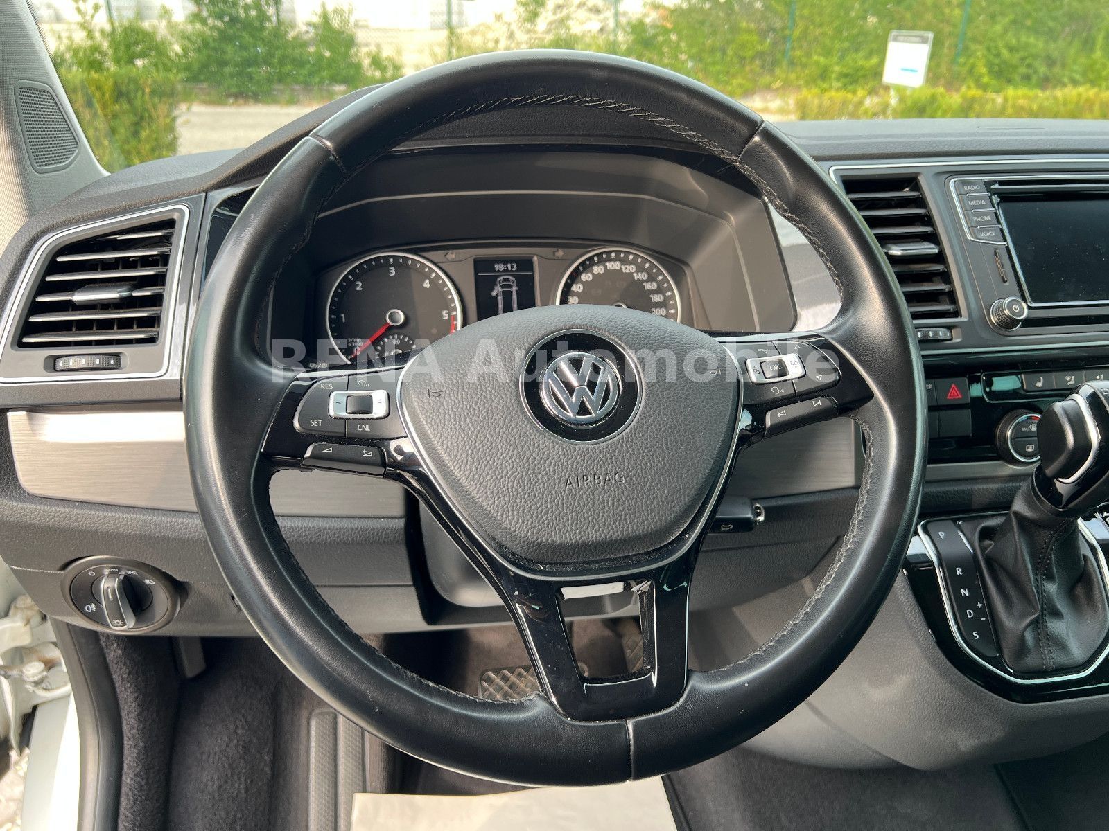 Volkswagen T6 Multivan Comfort DSG AHK el. Türen Standh foto 16