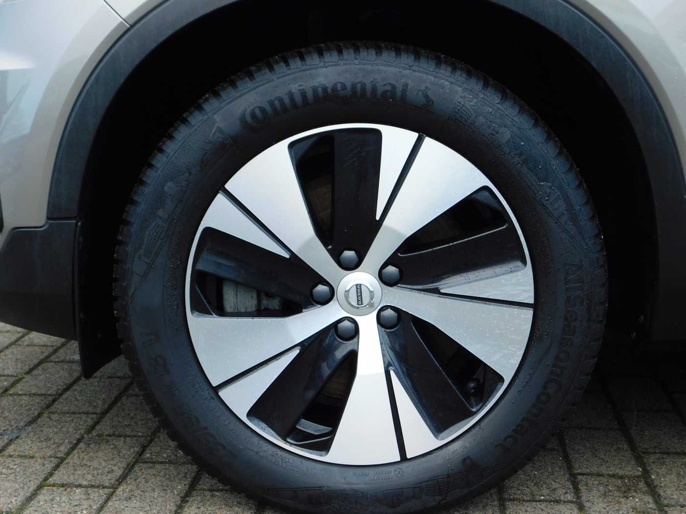 Fahrzeugabbildung Volvo XC40 Plug-In-Hybrid T4 Recharge Inscription Expr