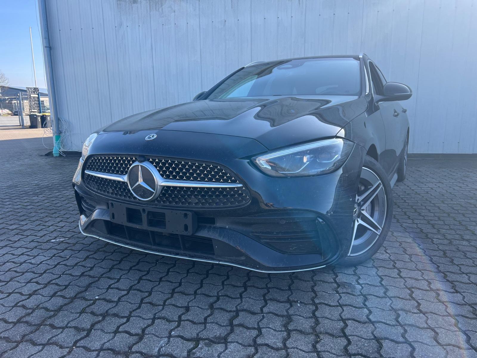 Mercedes-Benz C 220d *AMG-LINE*ALCANTARA*NAVI*LED*PDC*