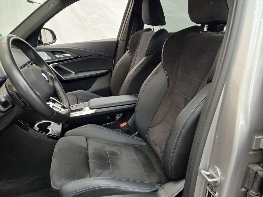 BMW X1 20d xDrive M Sport PRO AHK/HEADUP/PANO/360° foto 6