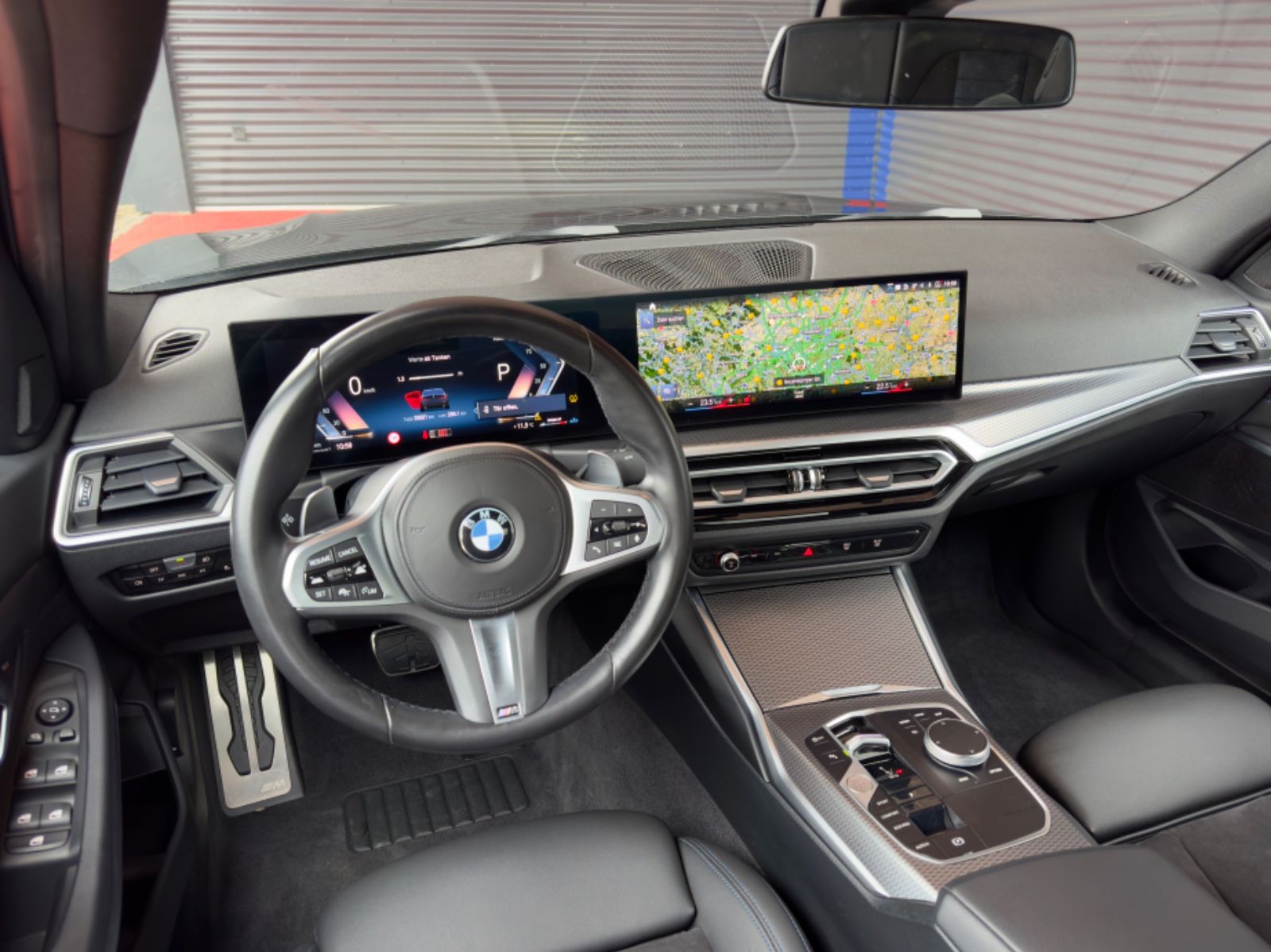 Fahrzeugabbildung BMW 320 d xDrive Limousine M Sport LED ACC Memory