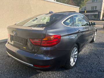 BMW 320 - 5