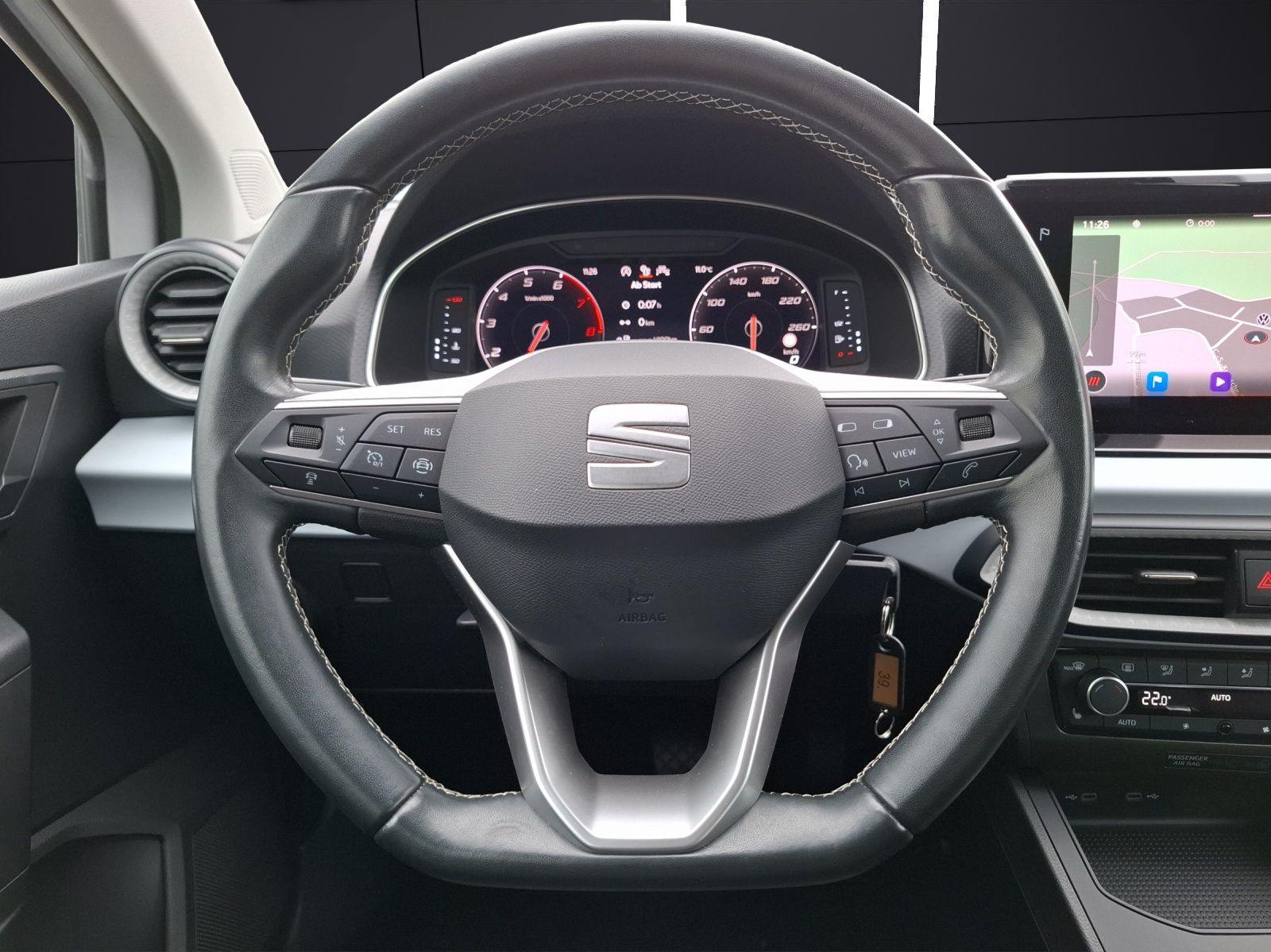 Fahrzeugabbildung SEAT Ibiza TSI Style DSG LED Navi AID ACC RFK SH