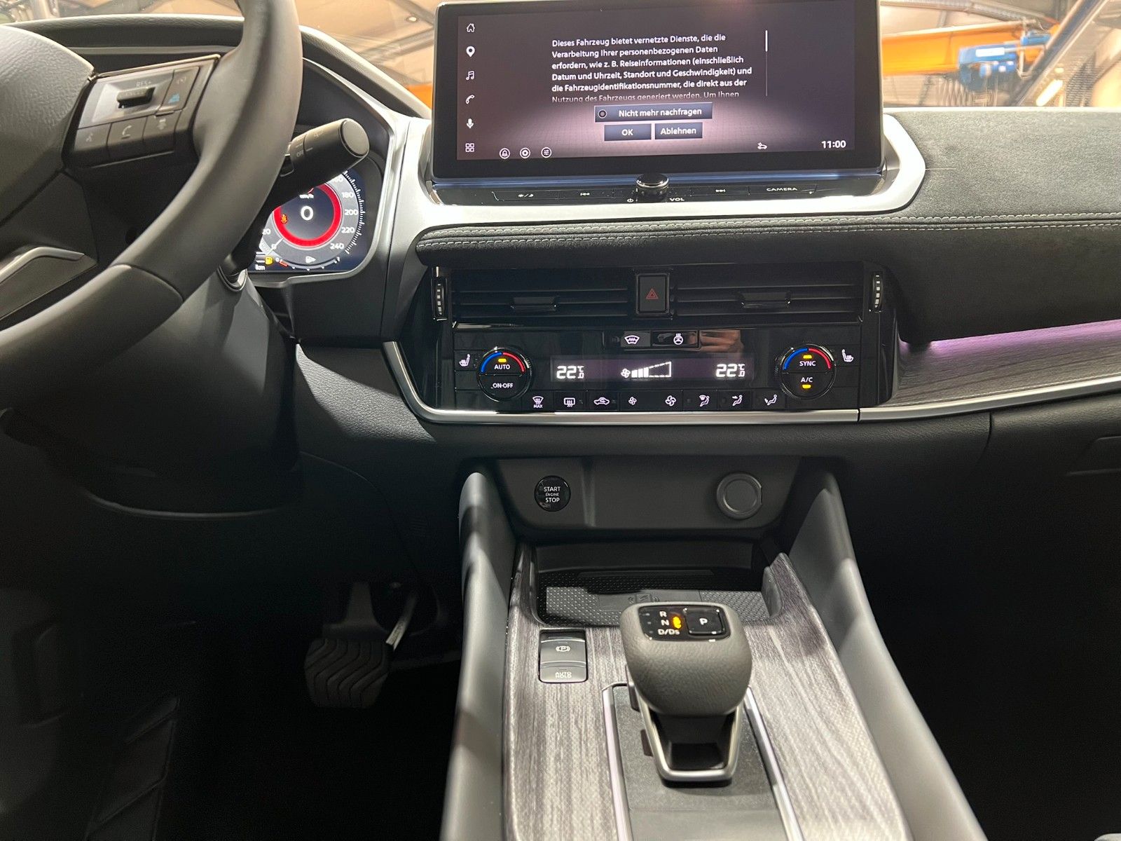 Fahrzeugabbildung Nissan Qashqai 1.3 MHEV -X-tronic Tekna+Premium