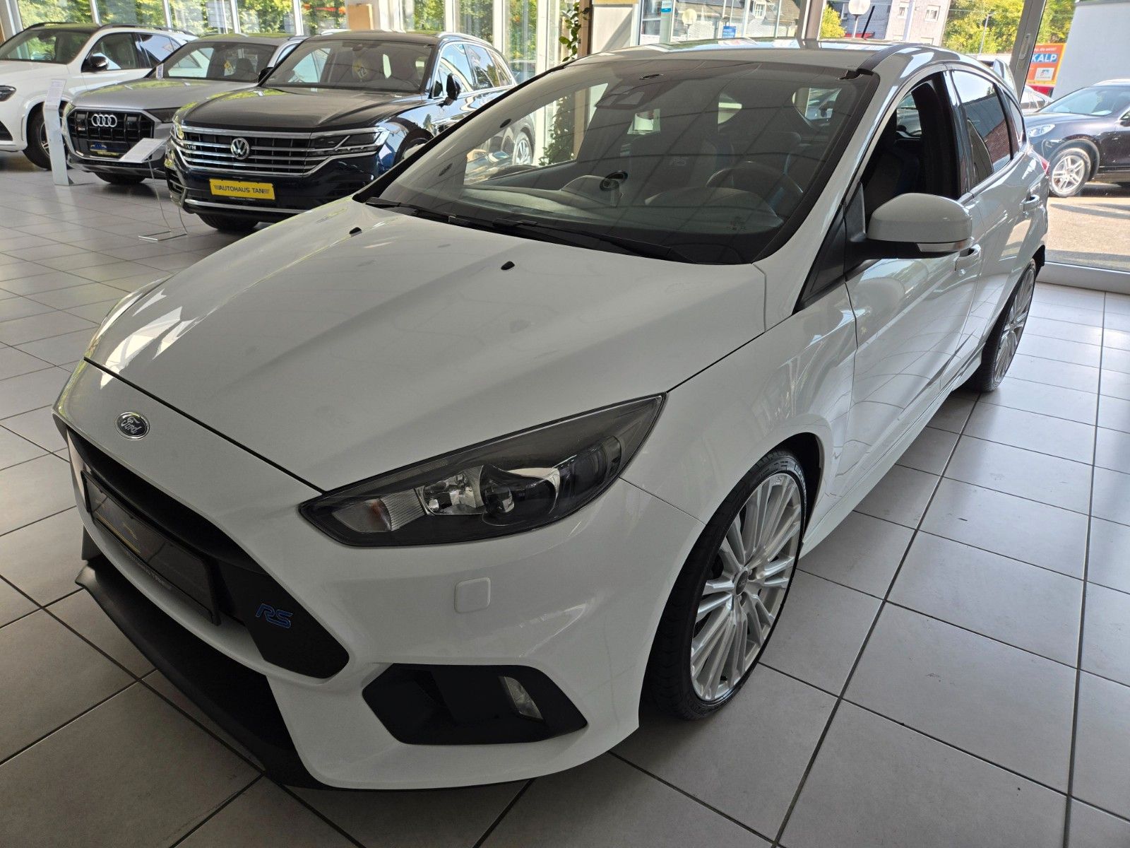 Fahrzeugabbildung Ford Focus Lim. RS*Recaro Sitze