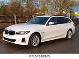 BMW 330e Tour Aut LiCo RFK ParkA DrivA WideSc SpoSi