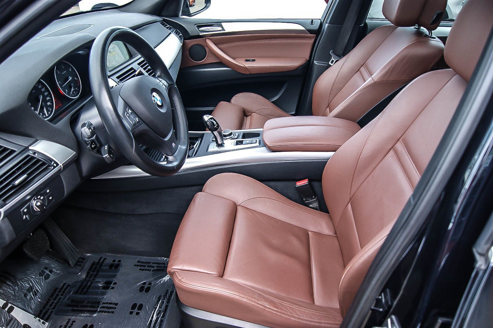 Fahrzeugabbildung BMW X5 xDrive 30d M-SPORTPAKET HEADUP PANORAMA SOFT