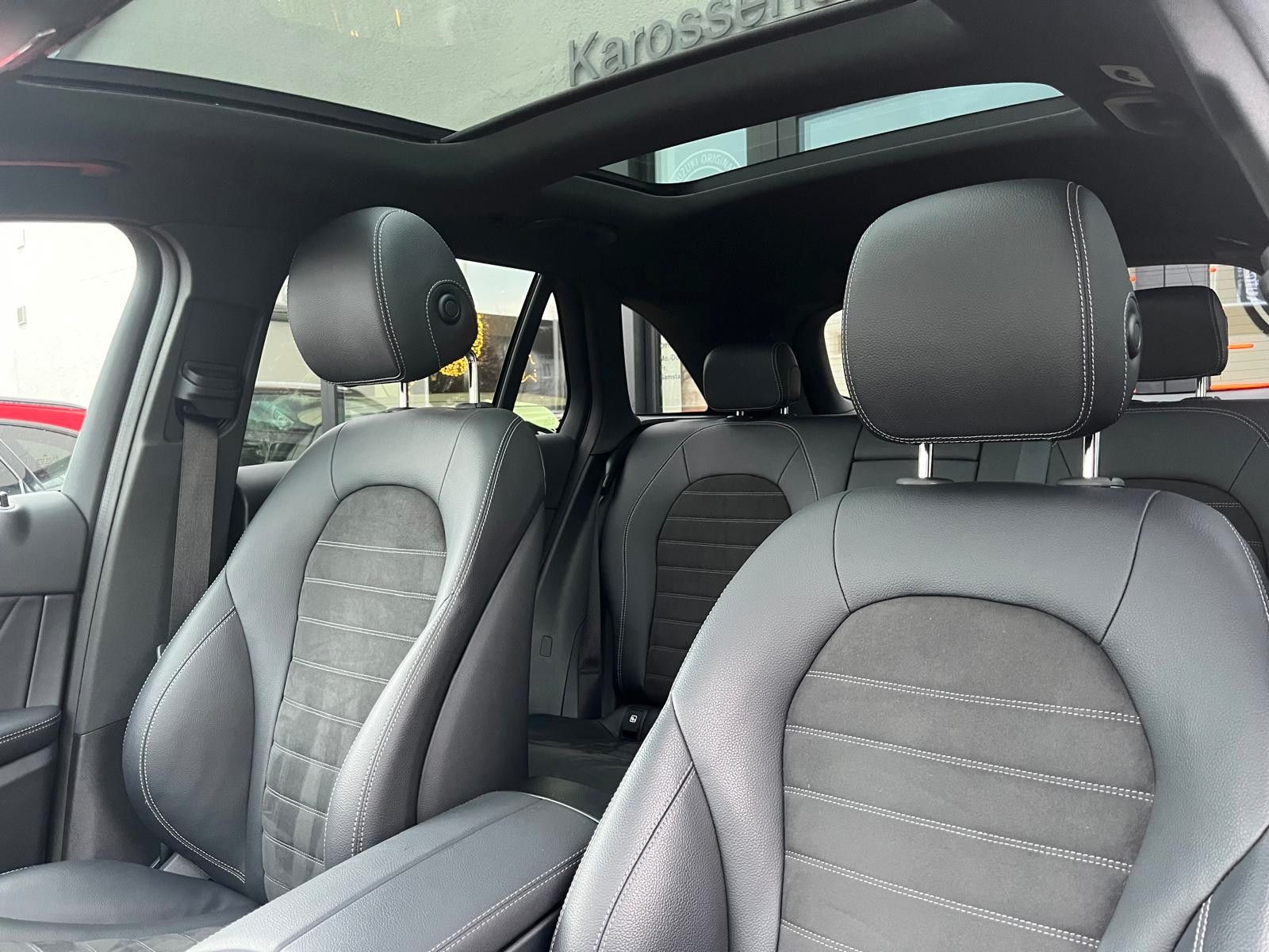 Fahrzeugabbildung Mercedes-Benz GLC 300e 4Matic AMG-Line*Pano*Night*Business*1.H