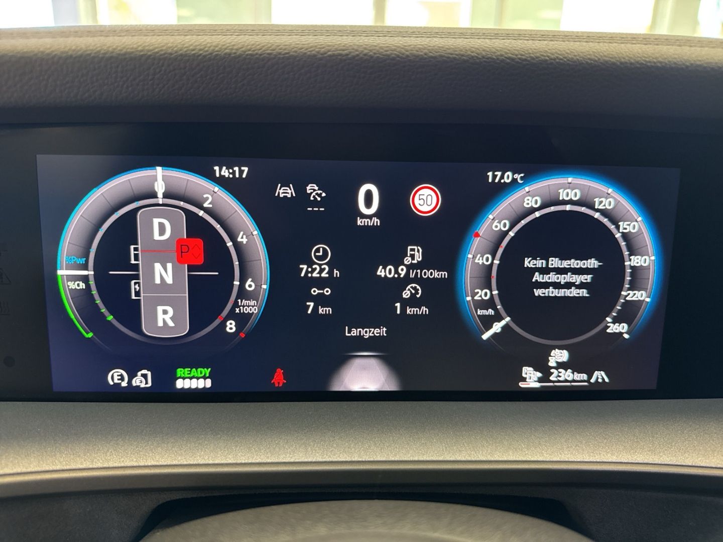 Fahrzeugabbildung Volkswagen Tayron R-Line 1.5 eHybrid OPF DSG HUD AD El. Pan