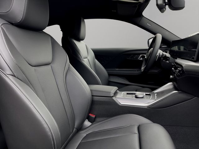 Foto Nummer 12: BMW 240i xDrive