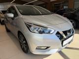 Nissan Micra 2Hand, Tempomat, Abstandswarner, Spurhalte - silberne Nissan Micra