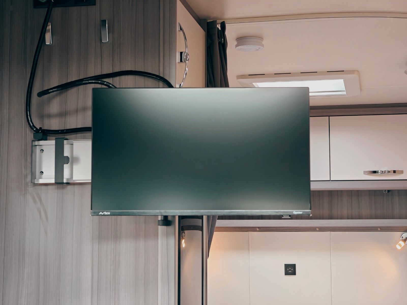 Fahrzeugabbildung Hobby OPTIMA OnTour T70 F - 1. HAND