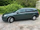 Opel Astra Sports Tourer 1.6 - Kombi - Rac... - Opel Astra aus 2010: Sports