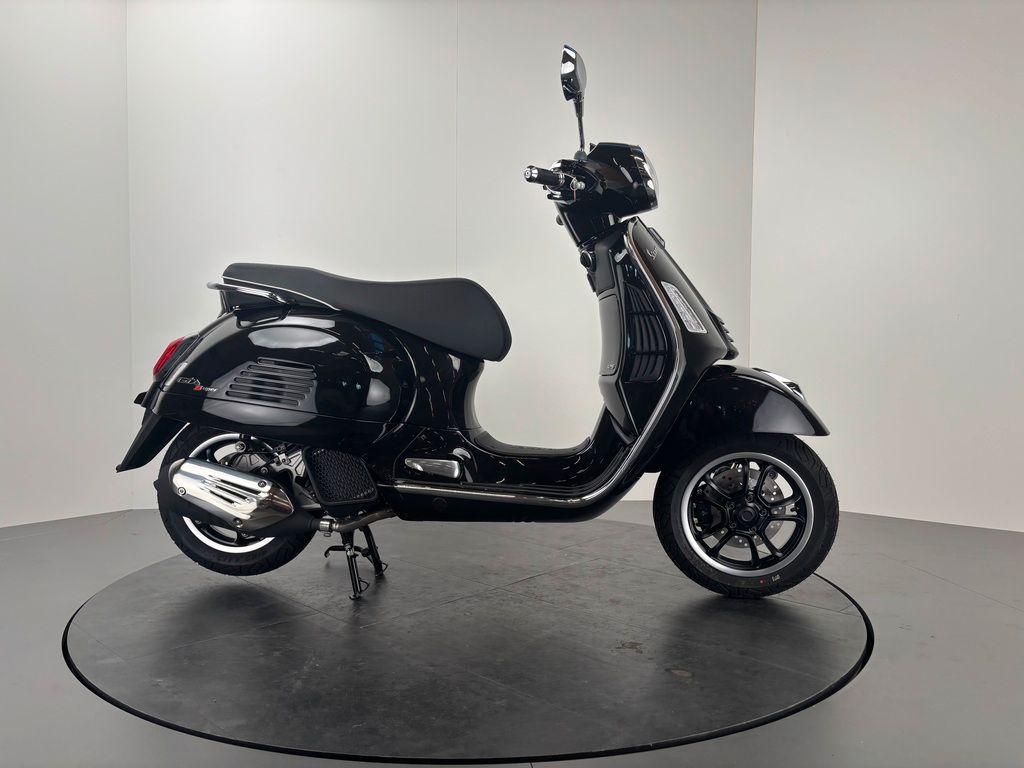 Fahrzeugabbildung Vespa GTS 125 FL SUPER *2026 NEUFAHRZEUG*