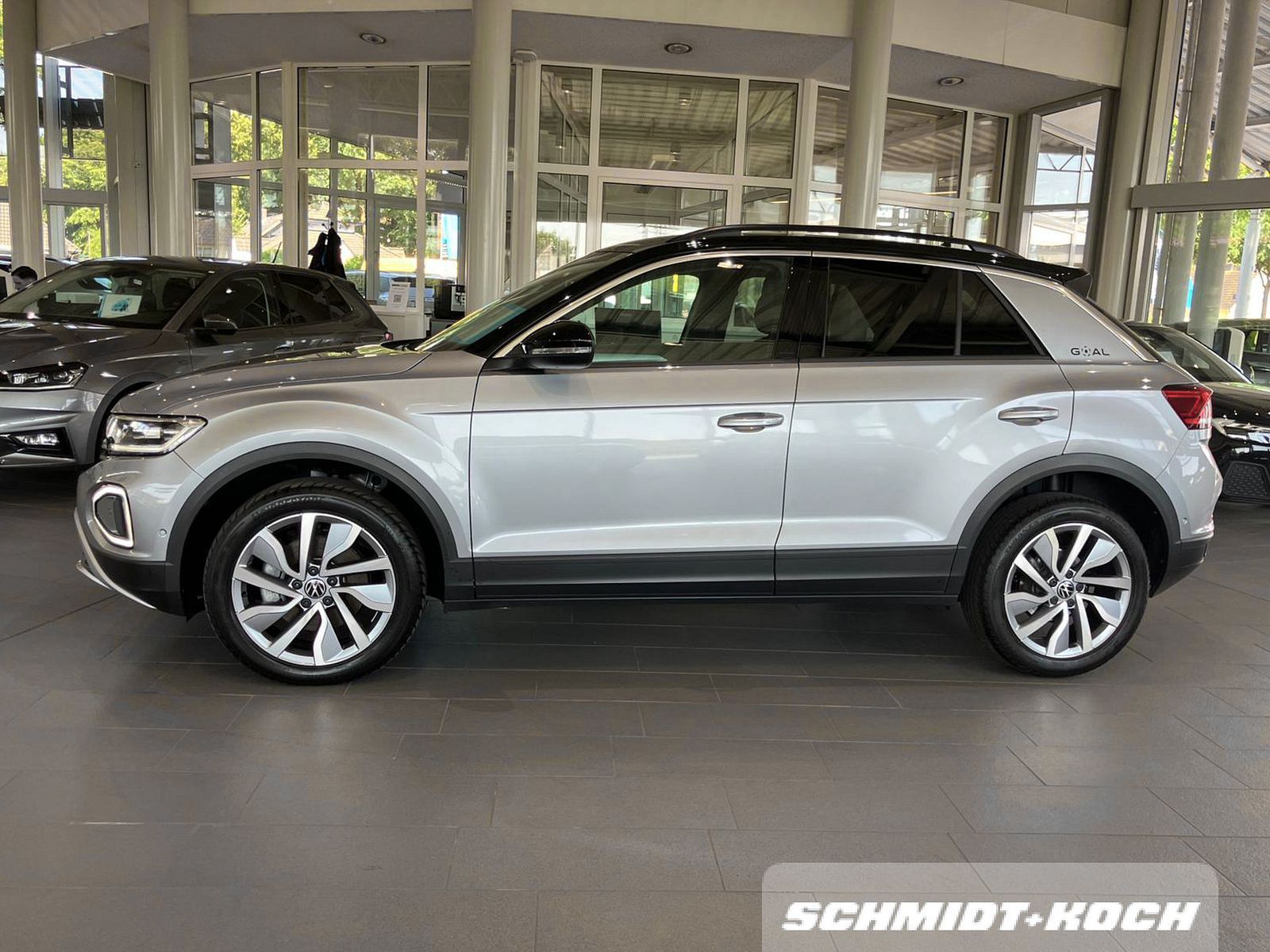 Volkswagen T-Roc 2.0 TDI DSG Goal LED-Scheinw. Navi DAB foto 4