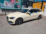 Mercedes-Benz E 220 d T Automatik MwSt. ausweisbar - : Taxi, Von Privat
