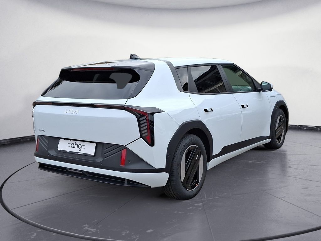 Kia EV4 — fotografia 3