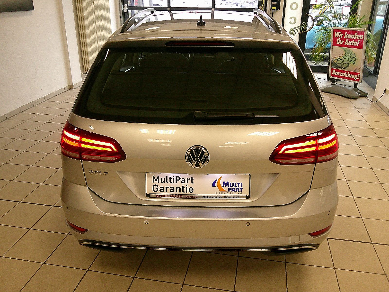 Fahrzeugabbildung Volkswagen GolfVII Variant Comfortline/NAVI /KLIMA/WENIG KM