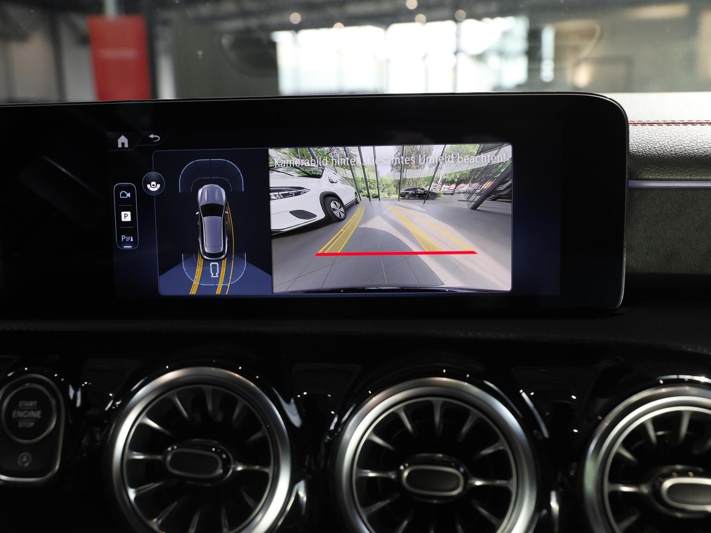 Mercedes-Benz CLA 200 SB AMG Rückfahrkamera Ambiente MBUX LED