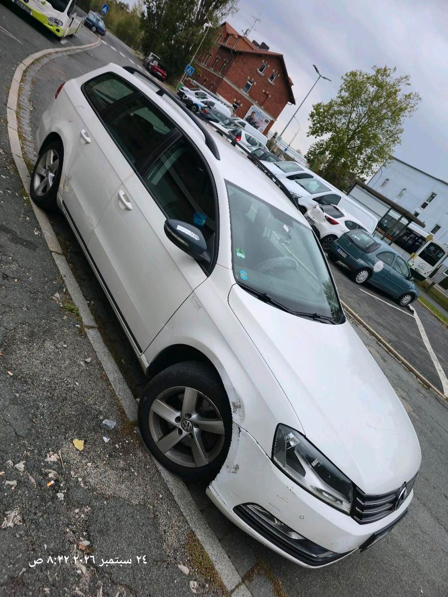 Volkswagen Passat 2014 — rear view