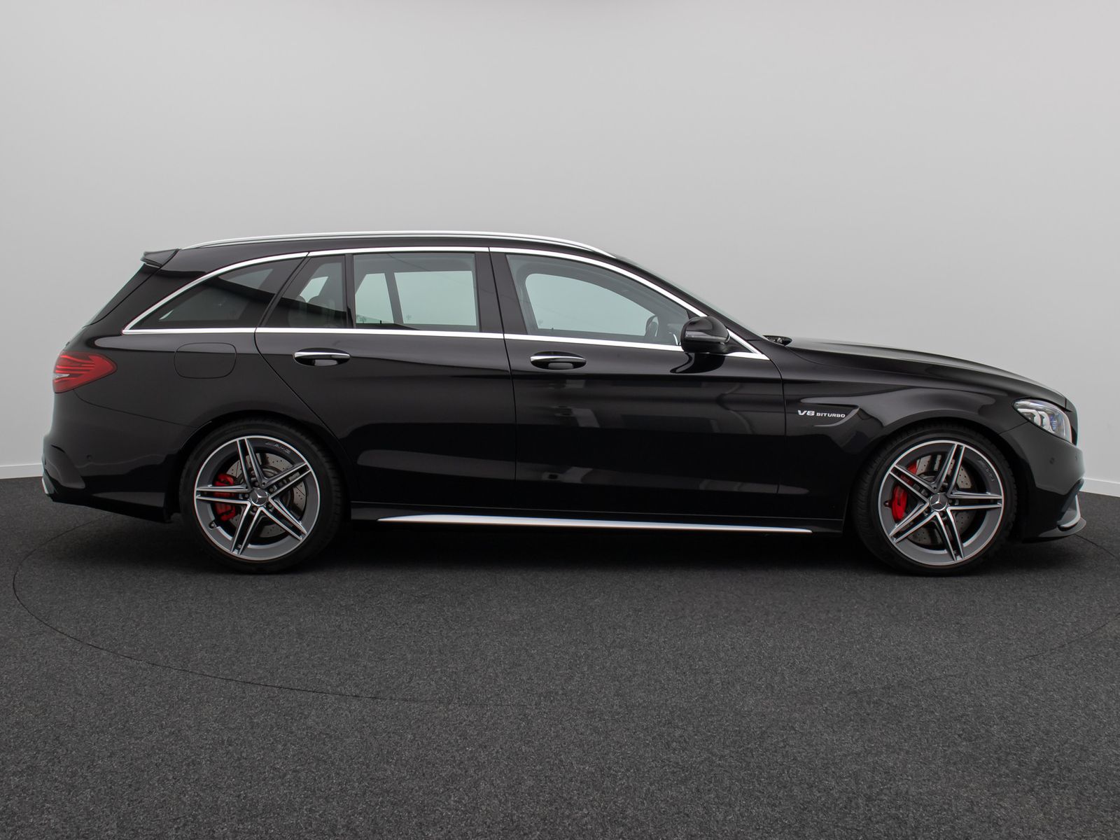 Fahrzeugabbildung Mercedes-Benz C 63 AMG Panorama DAB Burmester Komfort Voll