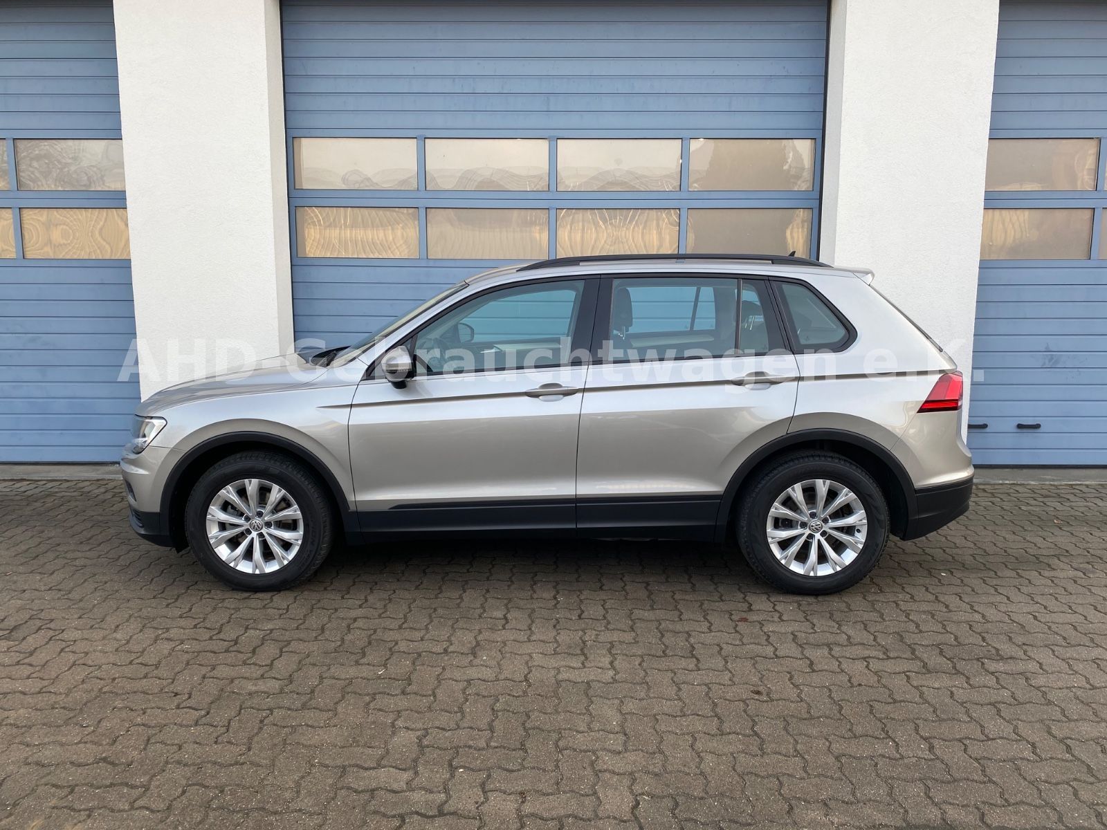 Fahrzeugabbildung Volkswagen Tiguan 1.4 TSI DSG
