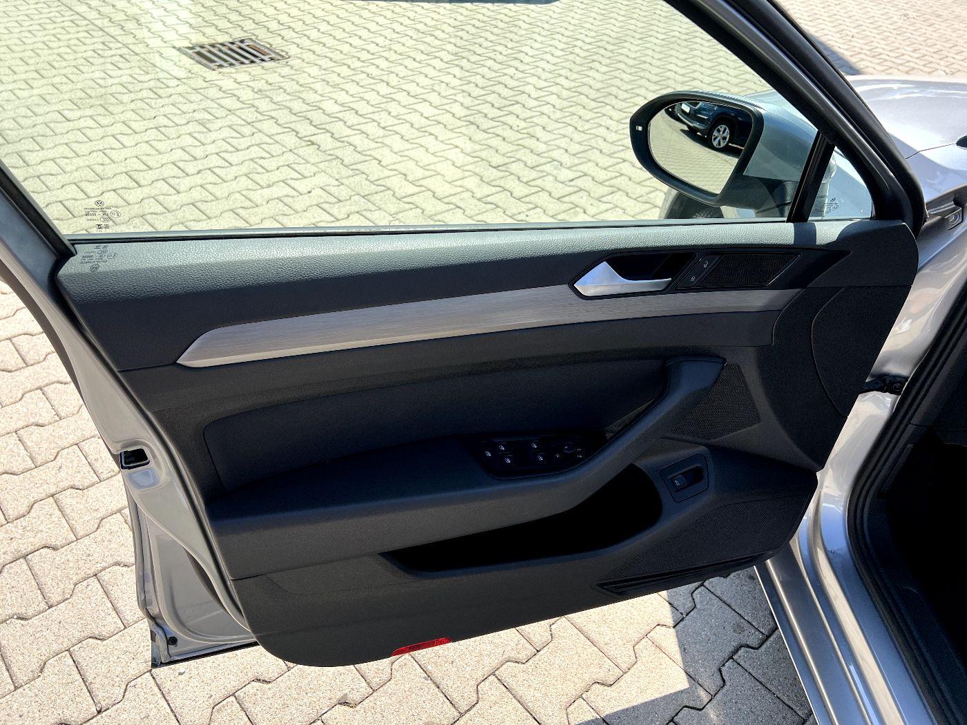 Volkswagen Passat 2.0 TDI LED Navi ACC Kamera Sitzh, миниатюра 10
