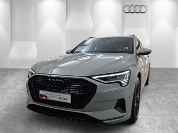 Audi Q8 e-tron - 1
