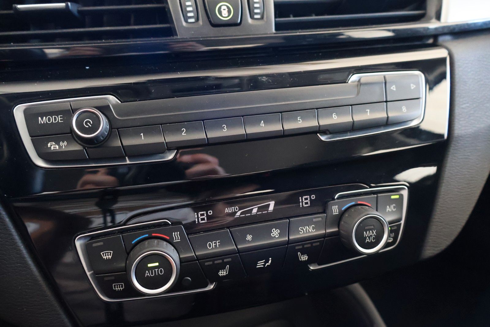 BMW X1 sDrive 18 d Advantage Scheckheft 8FACH foto 24