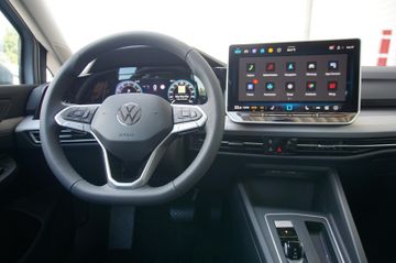 Volkswagen Golf - 10