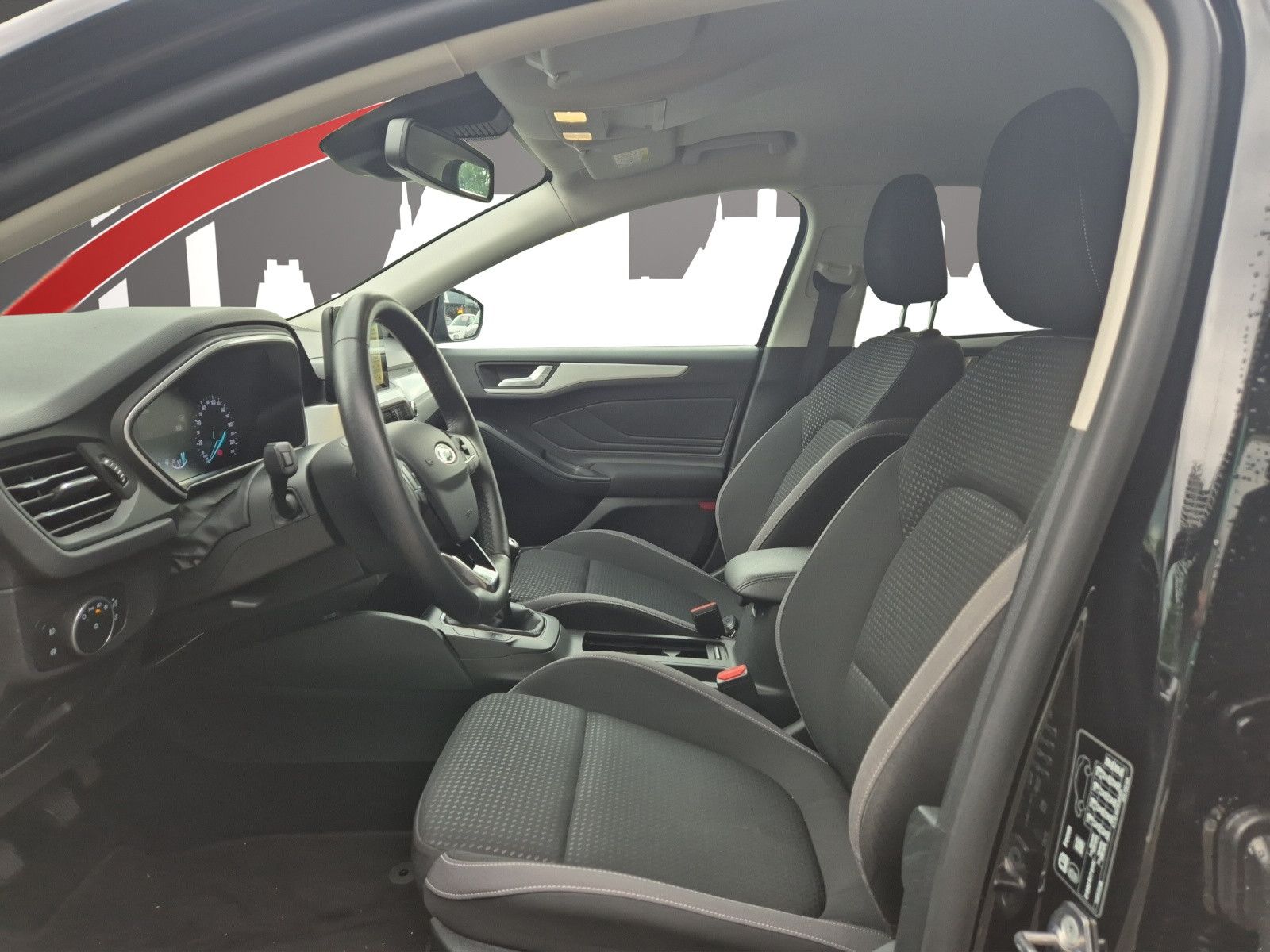 Fahrzeugabbildung Ford Focus 1.0 Cool&Connect/LED/SHZ/FSHZ/NAVI/PDC