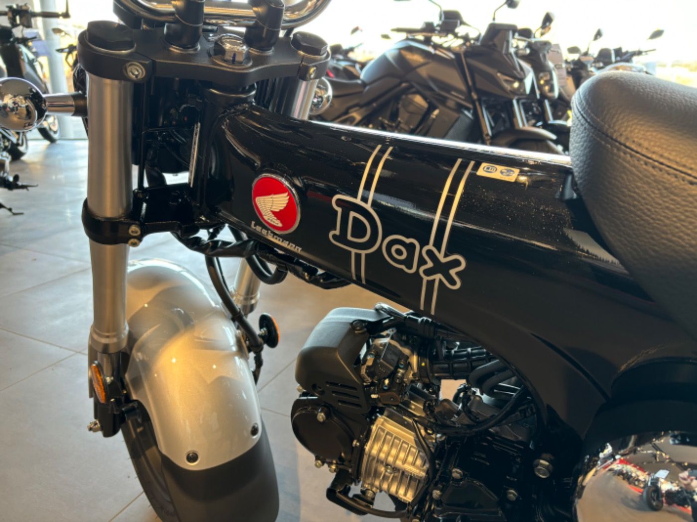 Fahrzeugabbildung Honda ST 125 DAX 2025