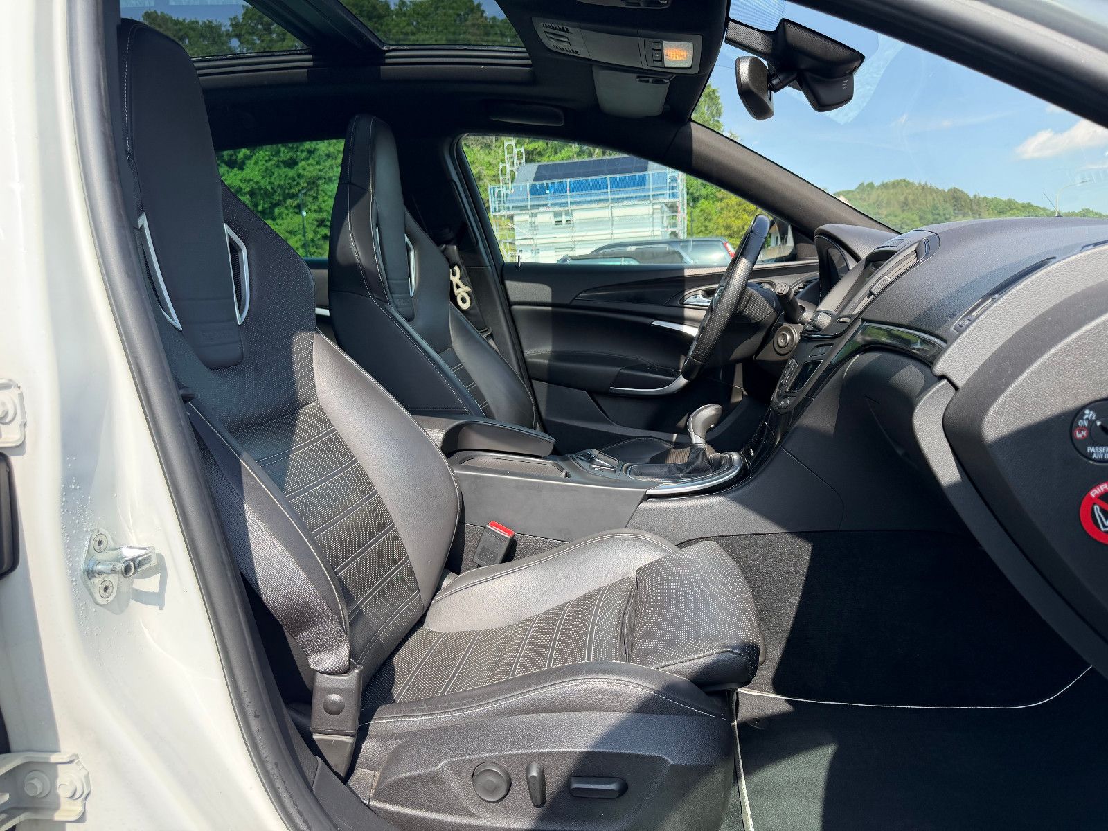 OPEL Insignia A Sports Tourer OPC-Line NAVI/PDC/PANO – Foto 11