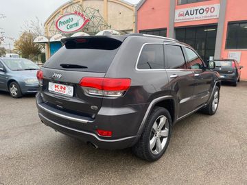 Jeep Grand Cherokee - 5