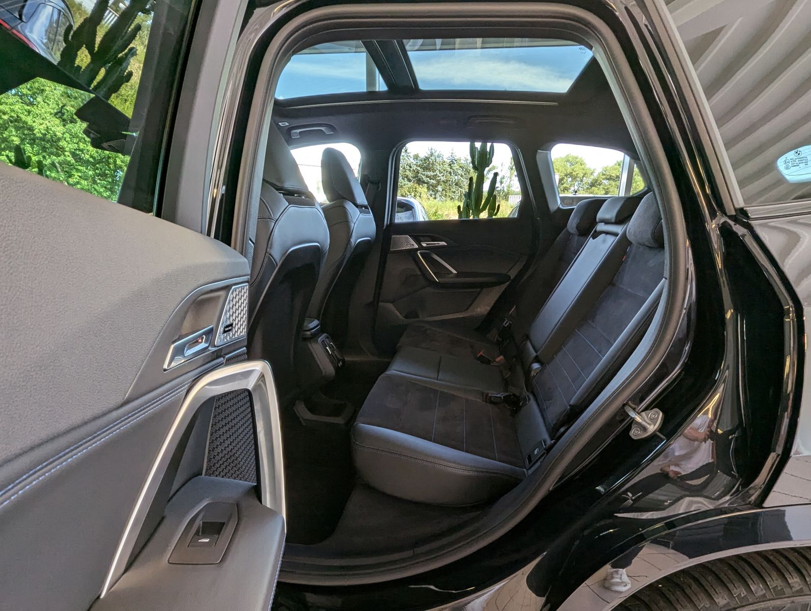 BMW X1 20d M-Sport-PRO Pano Innovation Harman AHK 19 - Image 14